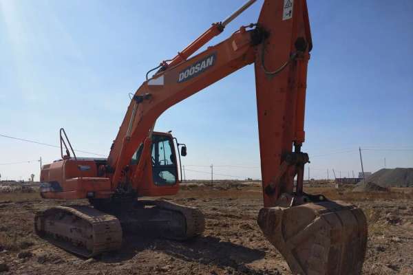 内蒙古出售转让二手12000小时2010年斗山DH220LC挖掘机