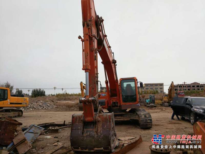 内蒙古出售转让二手9000小时2011年斗山DX260LC挖掘机