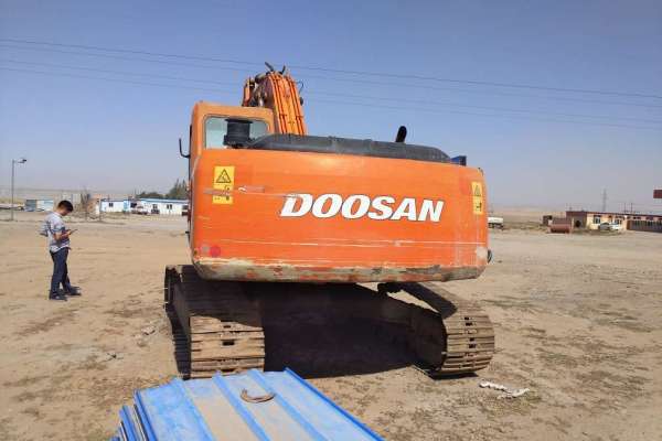 内蒙古出售转让二手17000小时2005年大宇DH220LC挖掘机