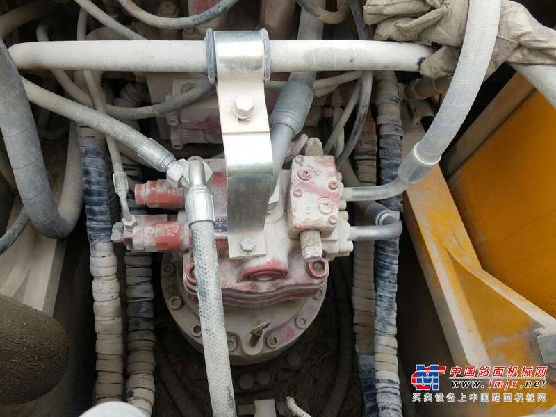 贵州出售转让二手8000小时2011年福田雷沃FR260挖掘机