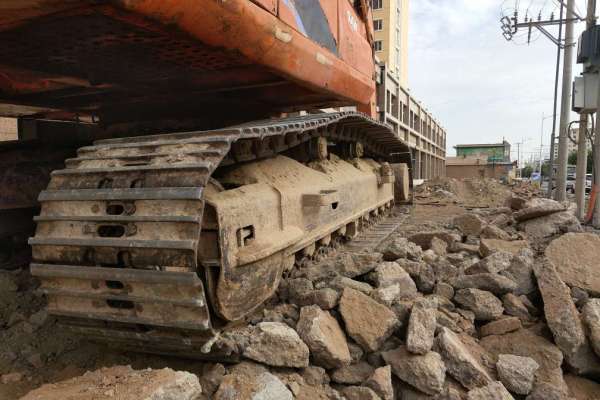 内蒙古出售转让二手11000小时2008年斗山DH220LC挖掘机
