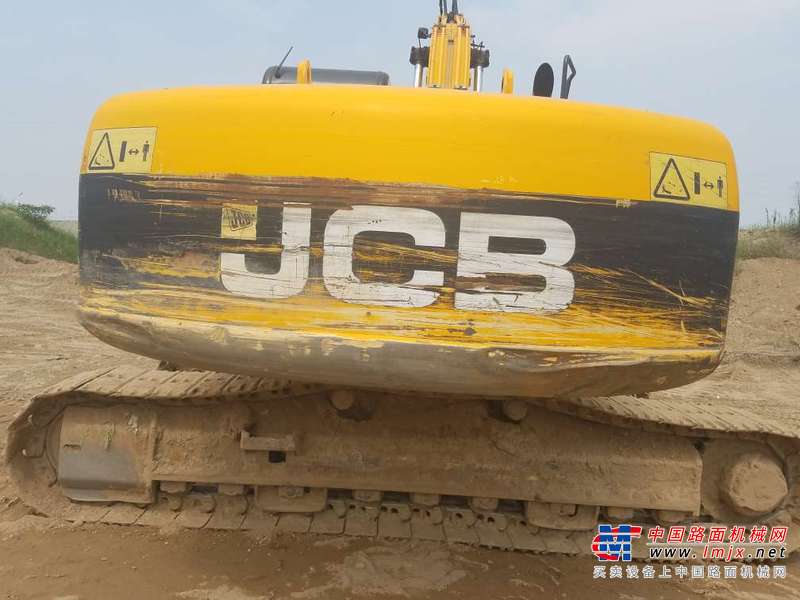 陕西出售转让二手7000小时2012年JCBJS220SC挖掘机