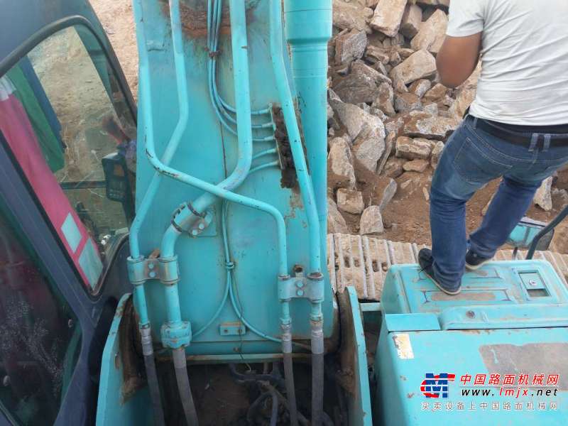 内蒙古出售转让二手17000小时2008年神钢SK260LC挖掘机