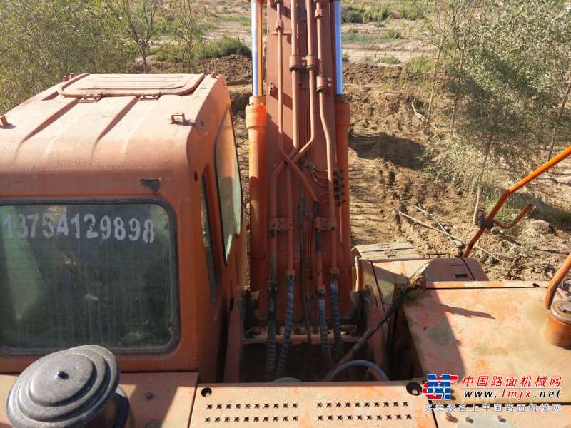 内蒙古出售转让二手9000小时2009年斗山DH225挖掘机