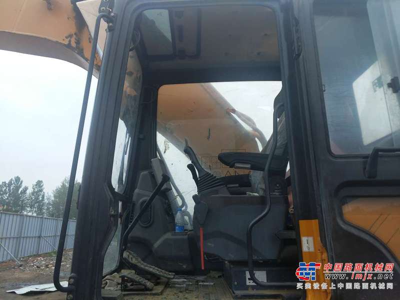 河南出售转让二手2986小时2014年三一重工SY215C挖掘机