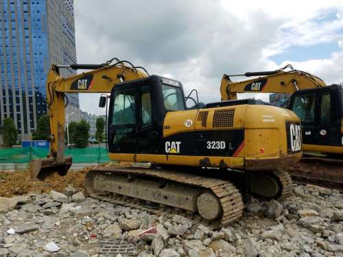 贵州出售转让二手6800小时2012年卡特彼勒323DL挖掘机