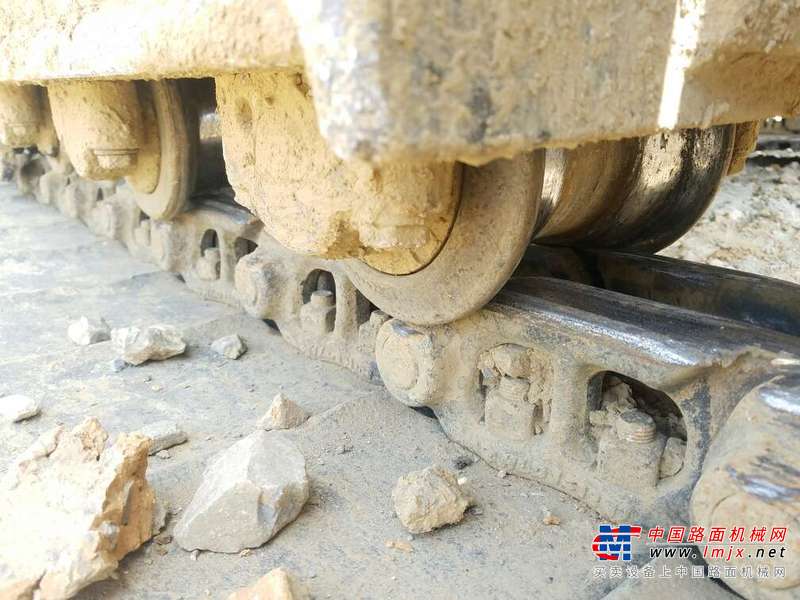 贵州出售转让二手8000小时2011年柳工CLG915D挖掘机