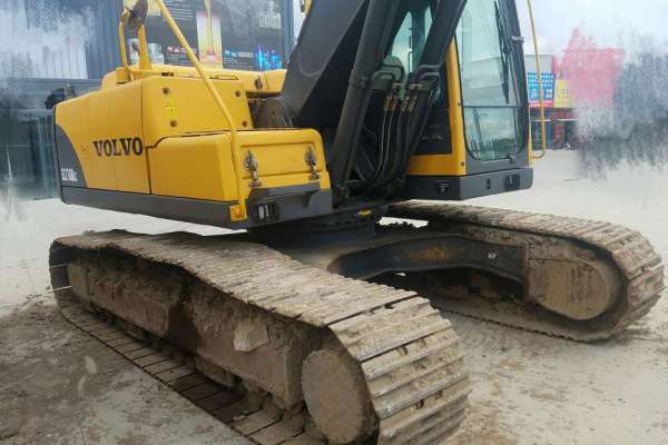 贵州出售转让二手4869小时2014年沃尔沃EC210BLC挖掘机