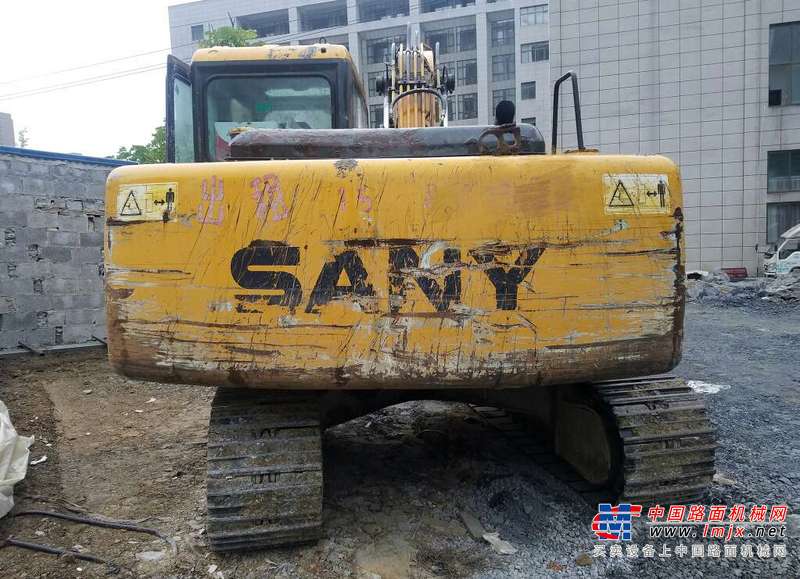 贵州出售转让二手8000小时2009年三一重工SY135C挖掘机