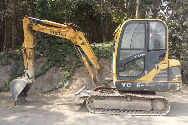 河北出售转让二手4000小时2011年玉柴YC35挖掘机
