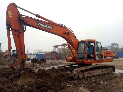 陕西出售转让二手5200小时2011年斗山DH225LC挖掘机