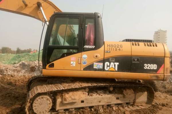 山东出售转让二手5000小时2012年卡特彼勒320D挖掘机