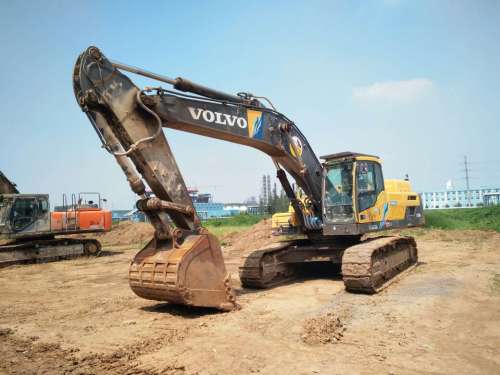 山东出售转让二手12570小时2013年沃尔沃EC380DL挖掘机