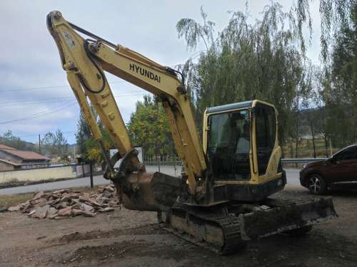 山西出售转让二手4300小时2012年现代R60挖掘机