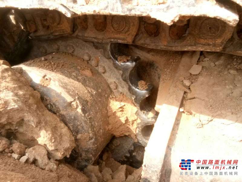 山东出售转让二手8000小时2009年柳工CLG225C挖掘机
