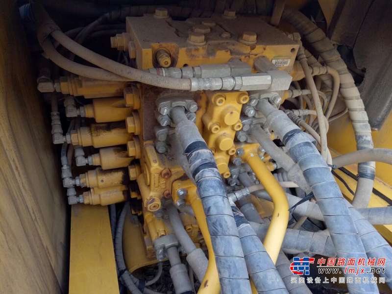 山西出售转让二手6500小时2011年小松PC200挖掘机