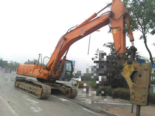辽宁出售转让二手15000小时2005年日立EX330挖掘机