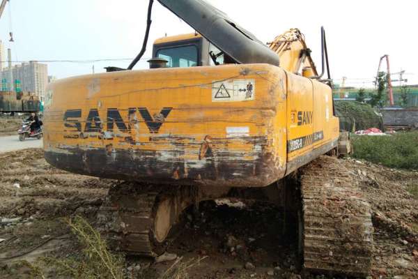 安徽出售转让二手9864小时2011年三一重工SY215C挖掘机