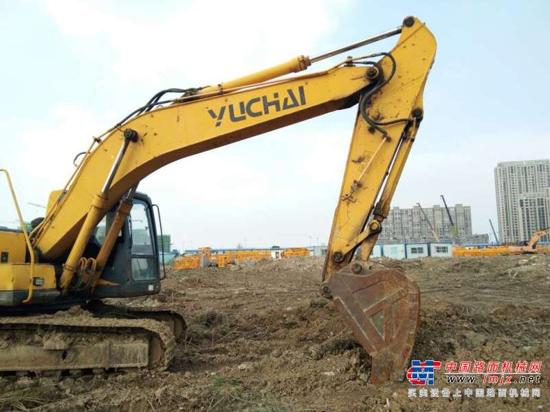 安徽出售转让二手10639小时2009年玉柴YC230LC挖掘机