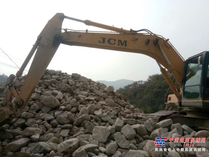 山东出售转让二手4000小时2013年山重建机JCM921C挖掘机