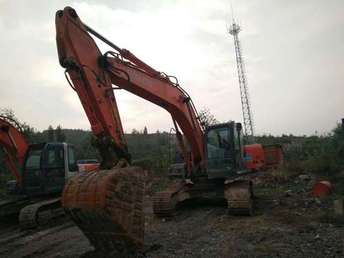 山东出售转让二手8900小时2009年日立ZX250H挖掘机