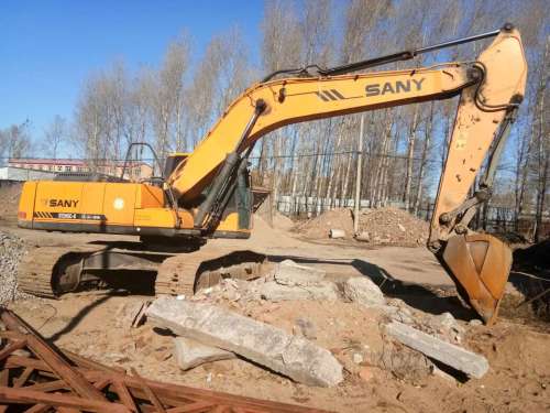 黑龙江出售转让二手9000小时2012年三一重工SY235C挖掘机