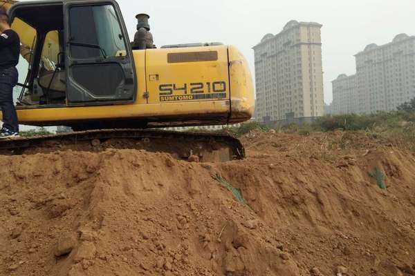河北出售转让二手8900小时2009年住友SH210挖掘机