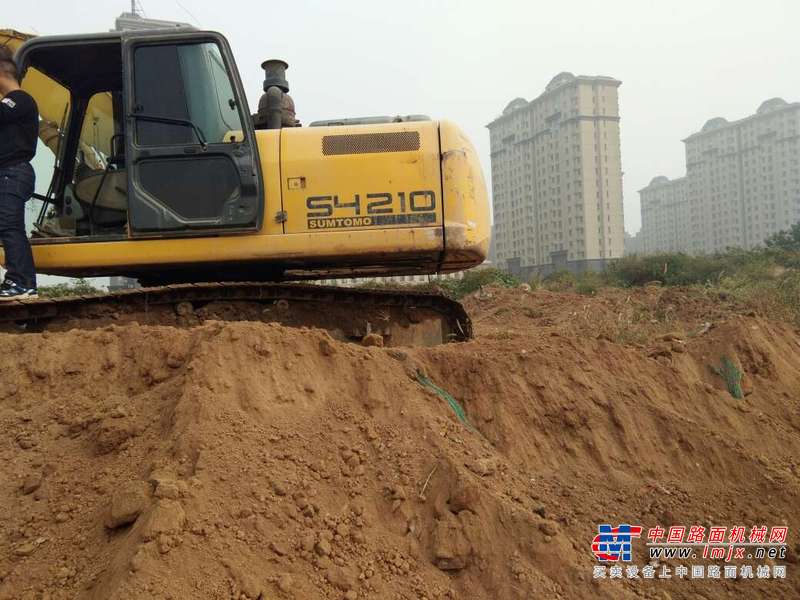 河北出售转让二手8900小时2009年住友SH210挖掘机