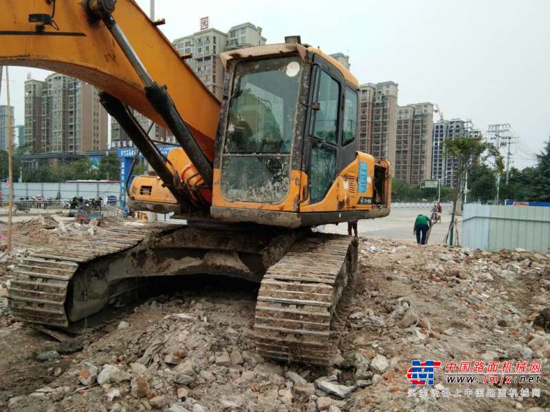 安徽出售转让二手13256小时2010年三一重工SY215C挖掘机