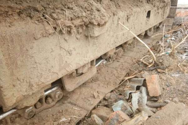 黑龙江出售转让二手16000小时2003年日立EX200挖掘机
