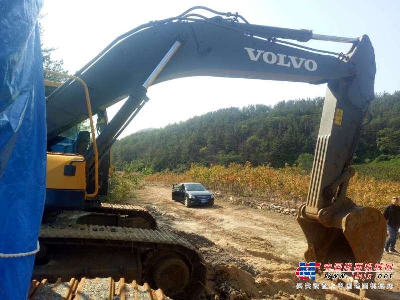 辽宁出售转让二手5000小时2013年沃尔沃EC380DL挖掘机