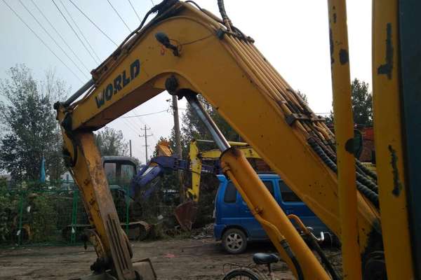 河北出售转让二手6000小时2010年沃得重工W260挖掘机