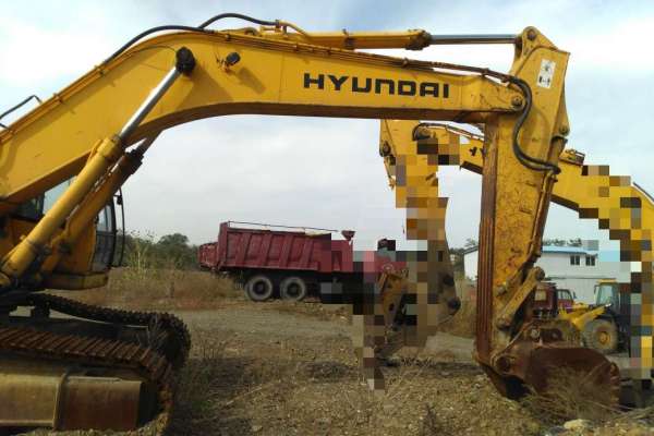 辽宁出售转让二手10000小时2005年现代R375LC挖掘机