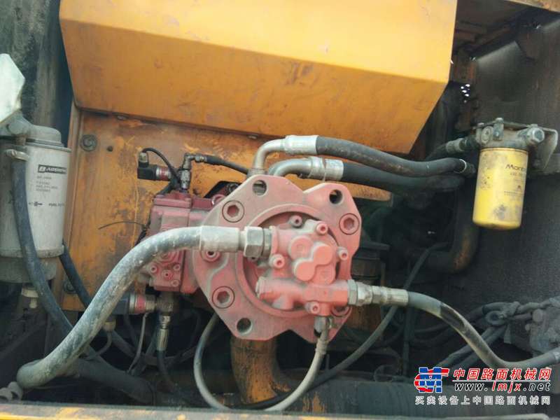 河北出售转让二手8600小时2012年龙工LG6235挖掘机