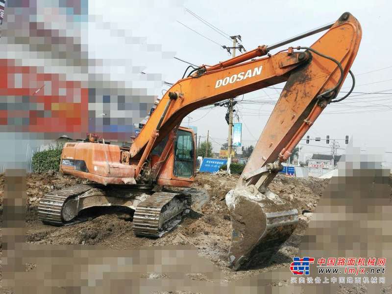 山西出售转让二手12600小时2009年斗山DH220LC挖掘机