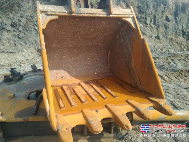 河北出售转让二手15000小时2006年现代R300LC挖掘机