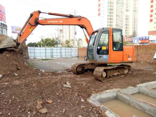 陕西出售转让二手4300小时2011年日立ZX70挖掘机