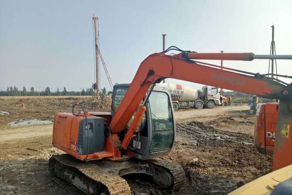 山东出售转让二手5079小时2008年日立ZX70挖掘机