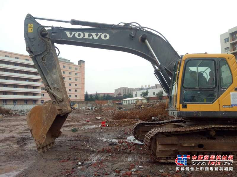 辽宁出售转让二手10000小时2010年沃尔沃EC290BLC挖掘机