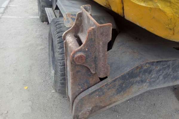 吉林出售转让二手2455小时2012年犀牛重工轮挖7180挖掘机