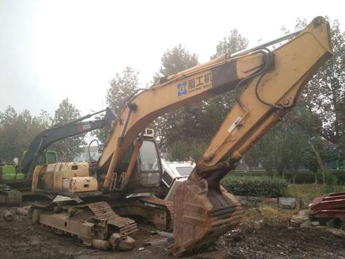 山东出售转让二手12000小时2006年厦工XG820挖掘机