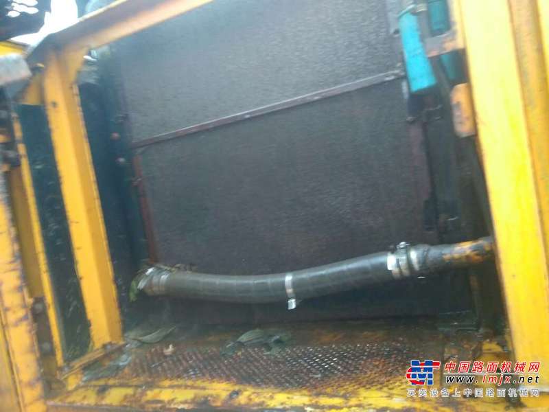 河北出售转让二手15000小时2003年现代R210挖掘机