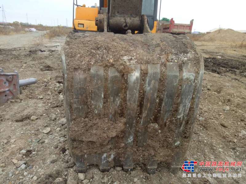 黑龙江出售转让二手10800小时2010年三一重工SY215C挖掘机