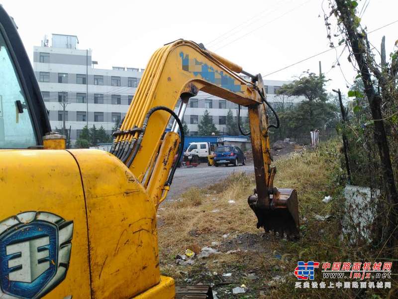 辽宁出售转让二手6000小时2010年龙工LG6060挖掘机