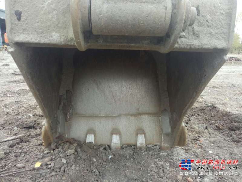 黑龙江出售转让二手11000小时2010年三一重工SY215C挖掘机