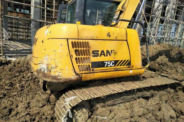 安徽出售转让二手7000小时2009年三一重工SY75C挖掘机