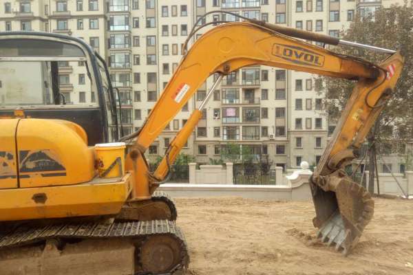 辽宁出售转让二手5000小时2010年福田雷沃FR60挖掘机
