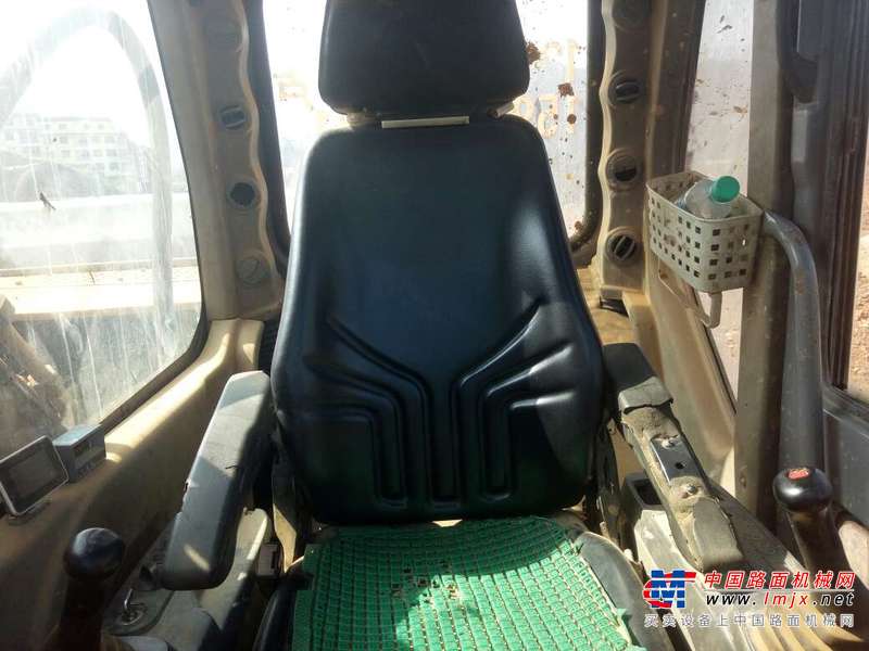 江西出售转让二手10000小时2010年徐工XE210挖掘机