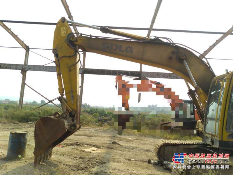 辽宁出售转让二手8000小时2009年临工LG6220挖掘机