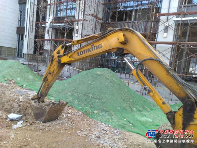 辽宁出售转让二手6000小时2010年龙工LG6060挖掘机